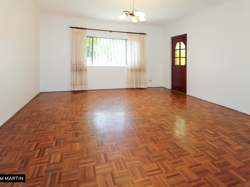 MGM MARTIN – Large 3 Bedroom Family Home (bottom section only)