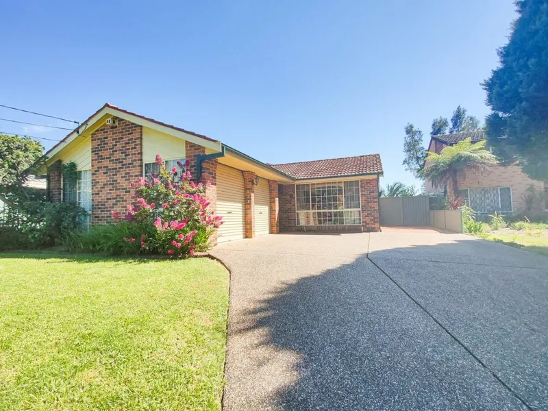 Family Home with Swimming Pool