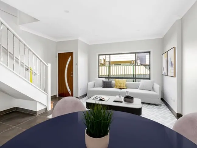 Brand New/ Nest or invest!