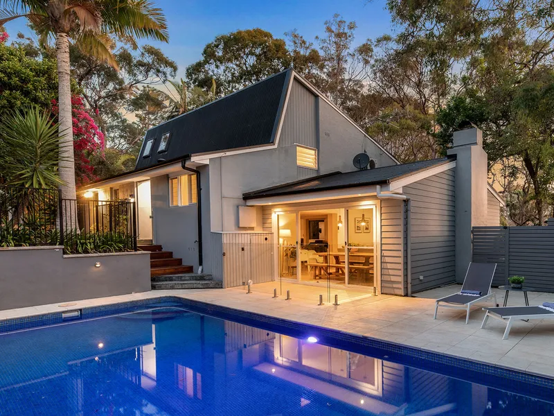 Coastal Character With An Isle Of Capri Calm