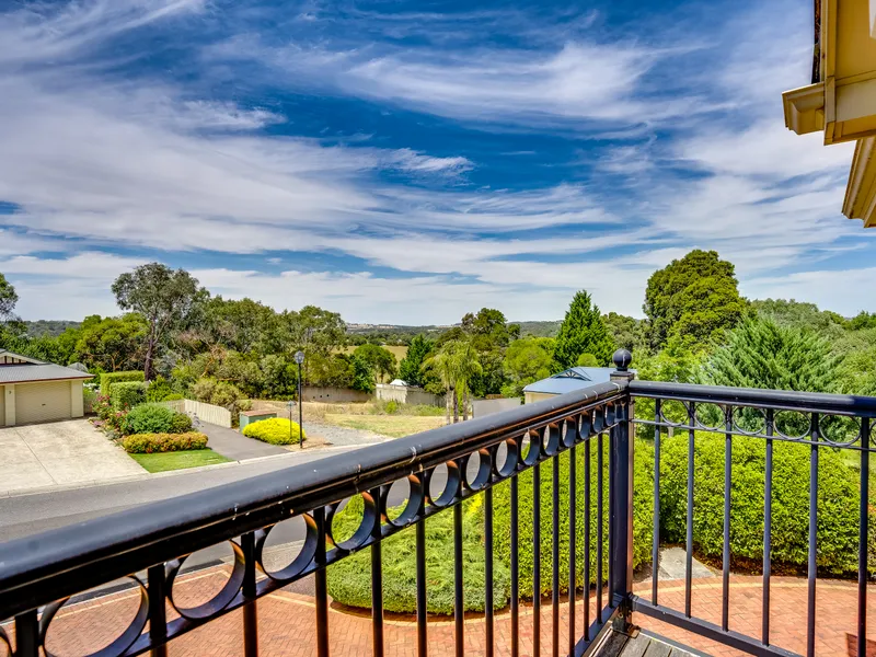 SILVERWOOD  ESTATE .. DESIGNED TO IMPRESS