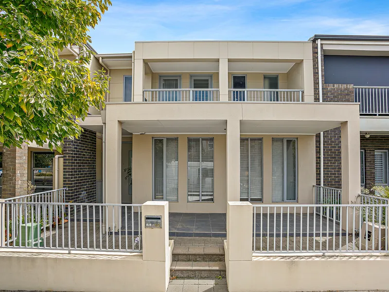 Spacious Living - Room to Move