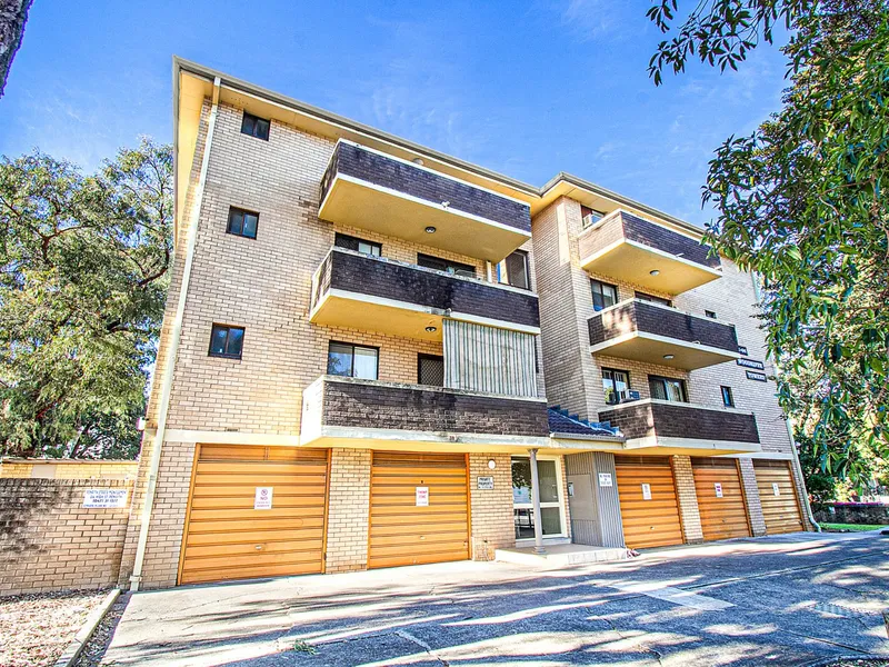 1 Bedroom unit with unmatched convenience