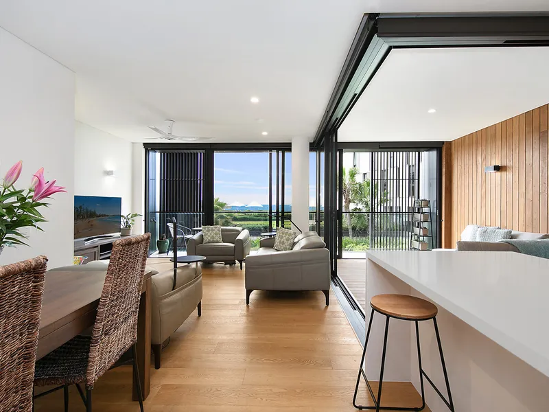 Resort-like oceanfront lifestyle