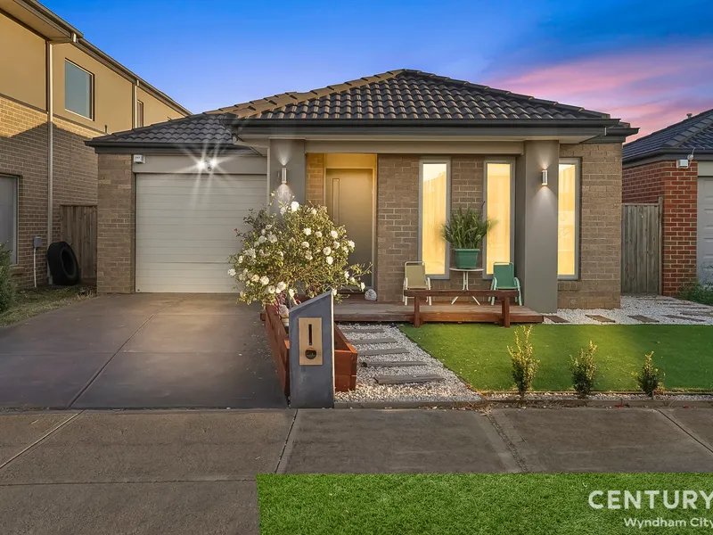 Easy living in convenient premium location! 