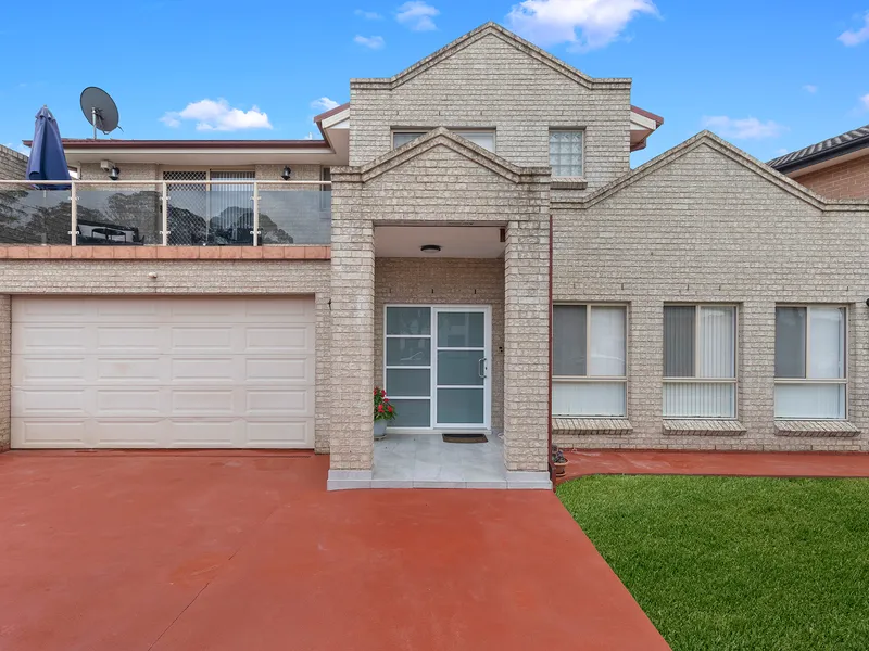 LUXURY FAMILY LIVING