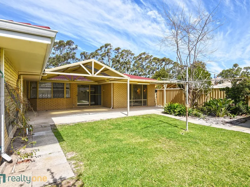 GRANNY FLAT INCLUDED - GREAT LOCATION - TOP PRESENTATION