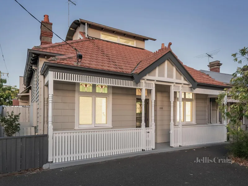 Alluring Lifestyle Appeal, Idyllic Parkside Locale