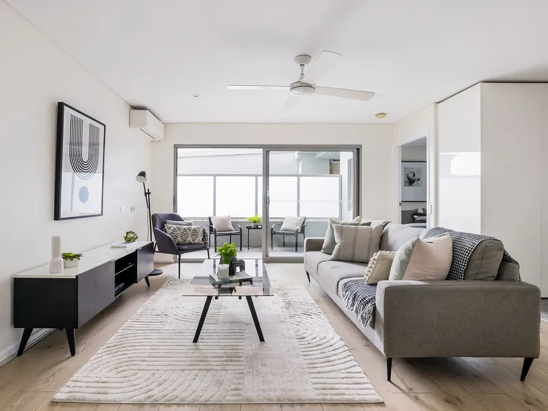 Modern ground-floor apartment with a sunny terrace