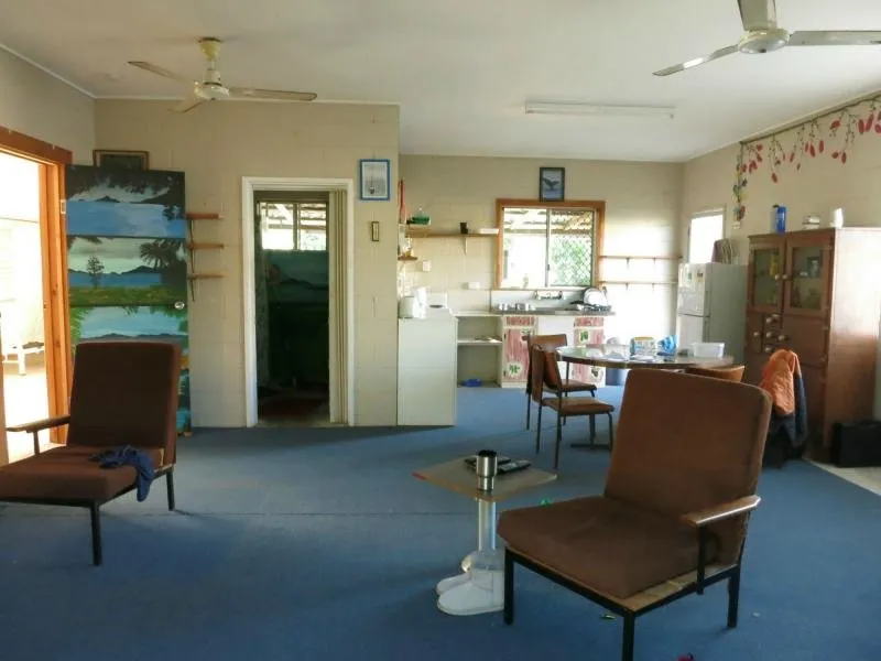 Fisherman's Cottage with two rooms close to the marina