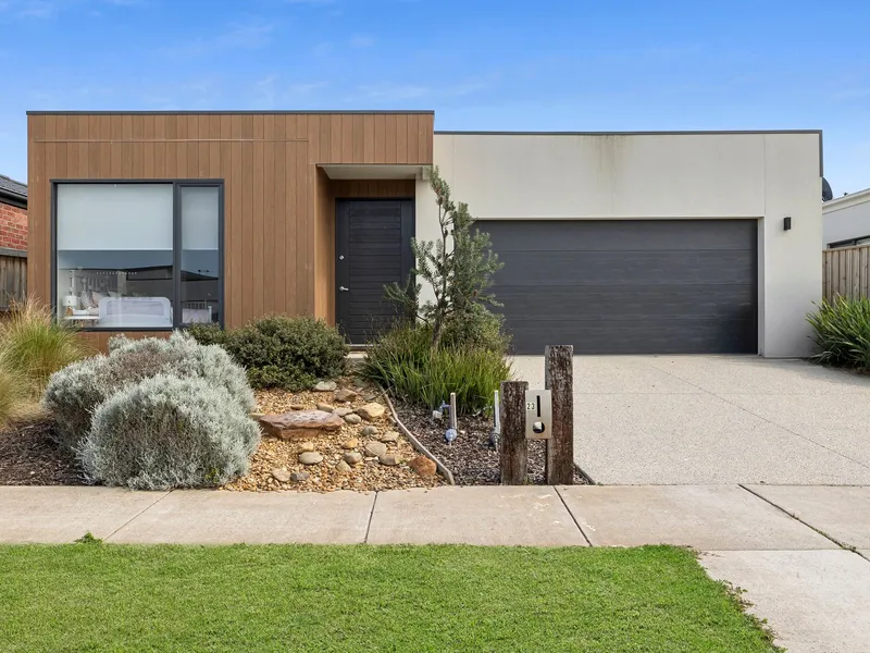 Naturally Sophisticated Living