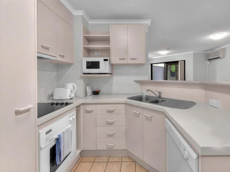 Fully Furnished one bedroom unit, 1wks rent free