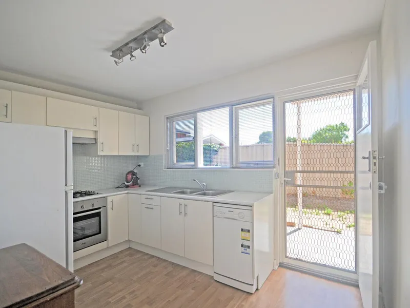 MASSIVE, 90sqm, TWO BEDROOM, ground floor unit, in well maintained group