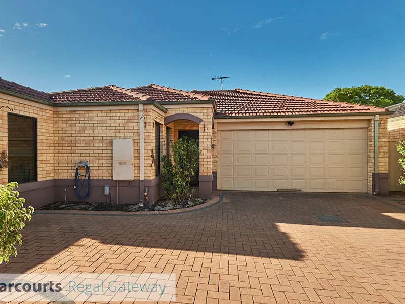 Lake Coogee - Secure and Conveniant Living - 3x2 - $500 p/w