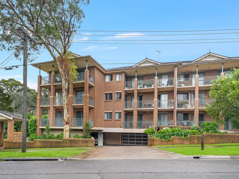 Ground Floor Unit in A Perfect Location