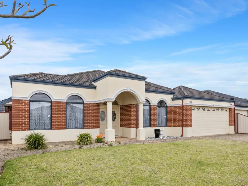 Absolutely ALL OFFERS presented by 12pm on Tuesday the 22nd November 2022. Contact Miles for price guidance.