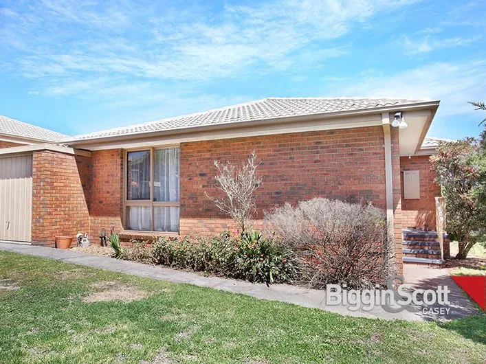 Spacious two Bedroom Unit!!