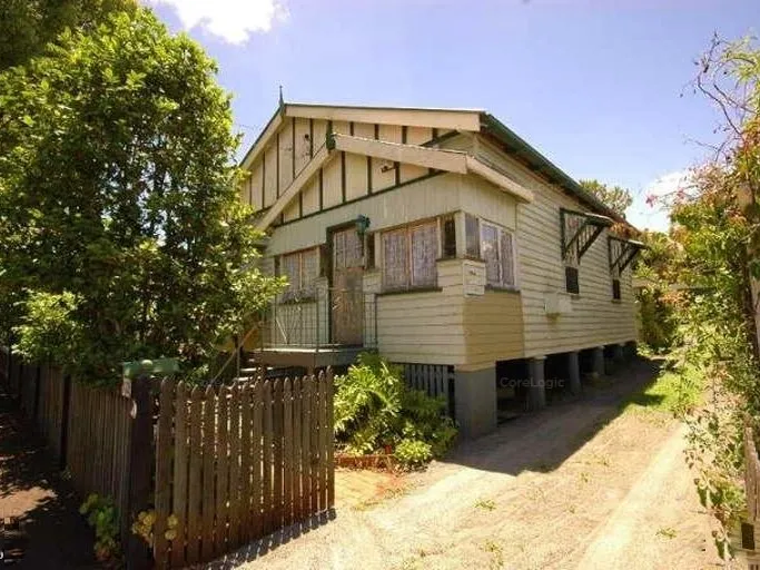 Character Home in Heart of Toowoomba CBD!