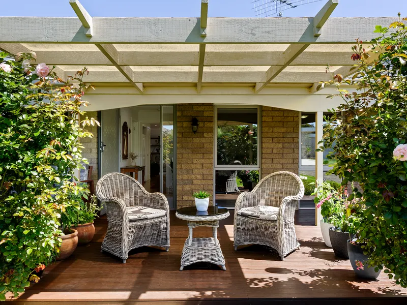 Popular Old Grove Location!