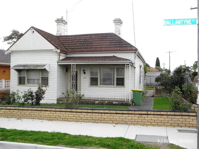 Tidy Four Bedroom Family Home