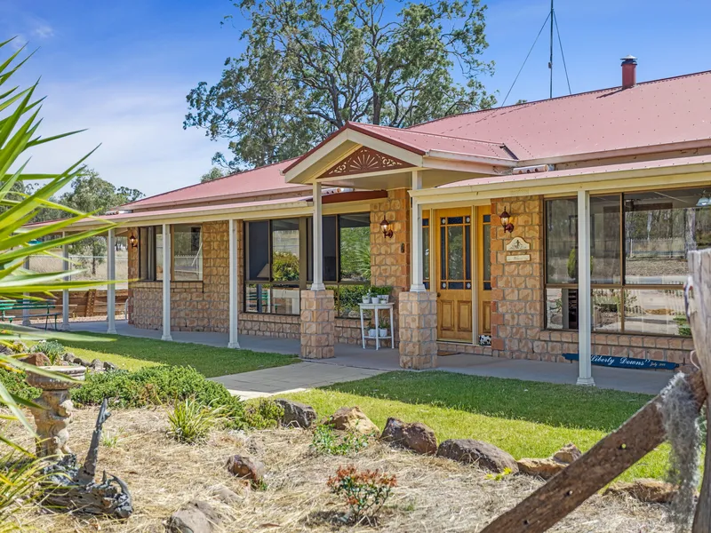 Beautiful Family Home in Peaceful Country Setting
