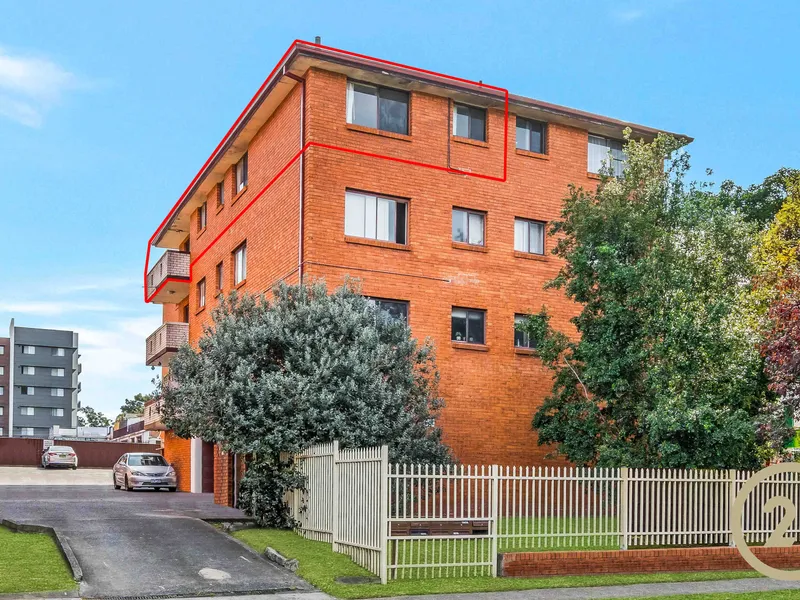 SUPER SIZED 94m2 APARTMENT