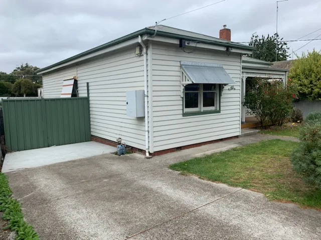 Split System, Central Heating, Outdoor Entertaining. 