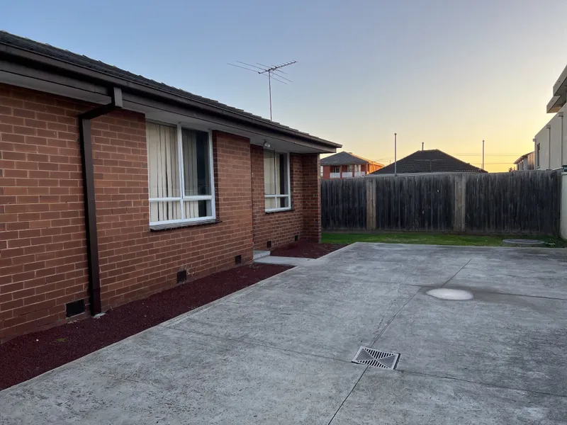 UPDATED UNIT NEAR SCHOOL