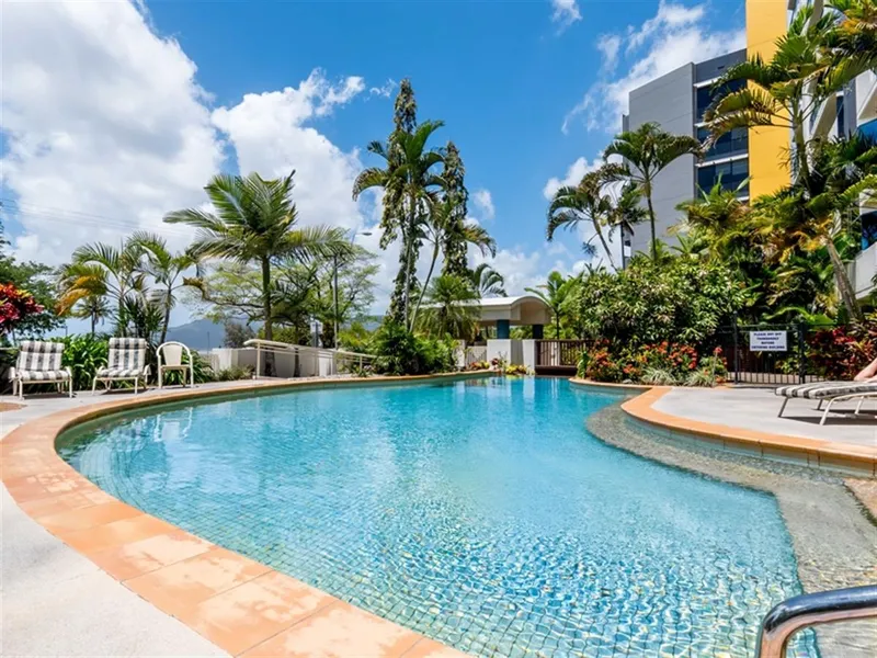 Prime Esplanade  Position