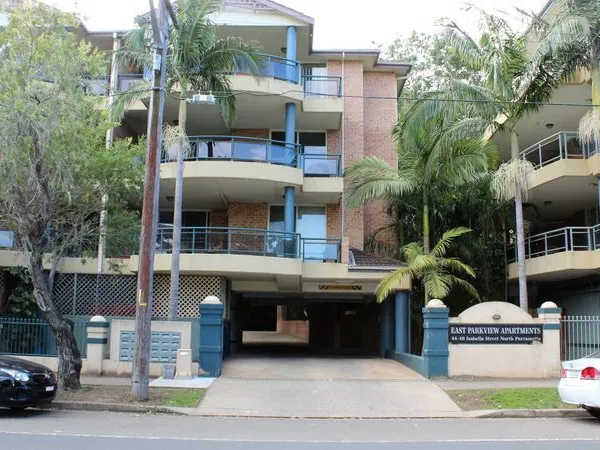 Fully Renovated Furnished Three Bed Unit for Rent