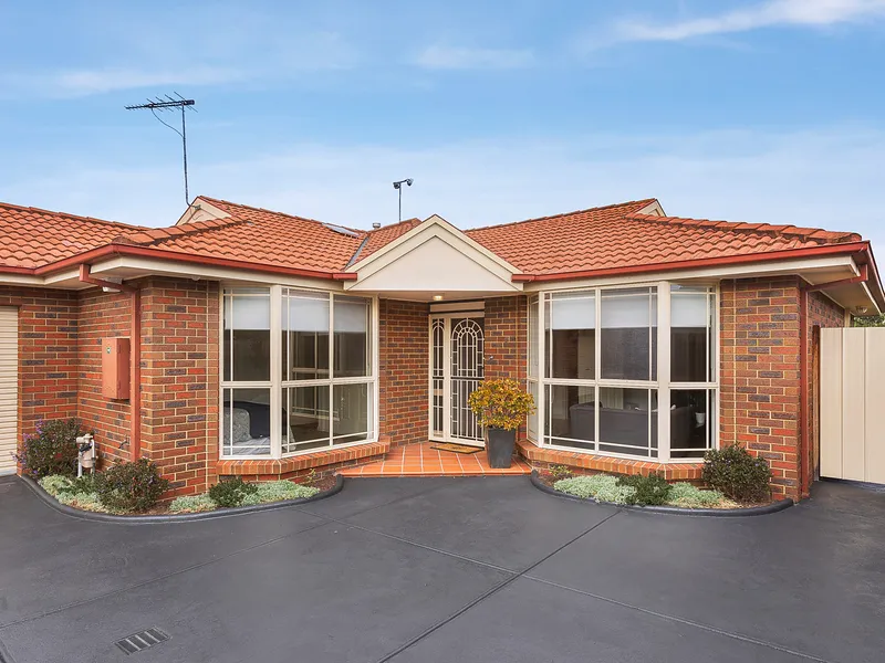 Space, Style and Serenity for Low-Maintenance Perfection