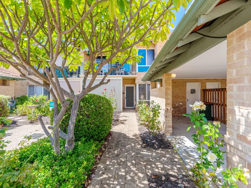 New to the market! Ready to move into!