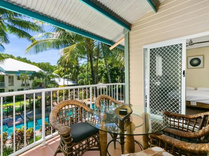 TROPICAL PARADISE - TRINITY BEACH APARTMENT