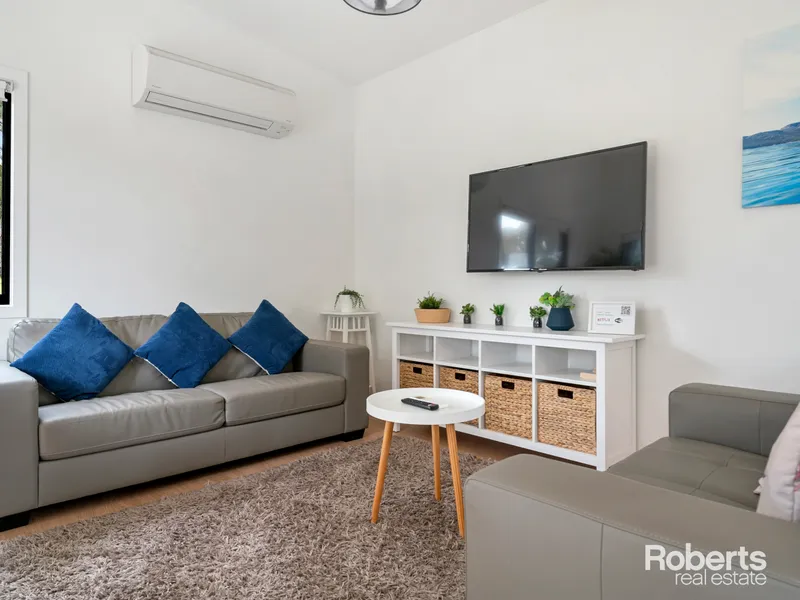 Coming Soon! U2 - 2 Bedroom, Fully Furnished