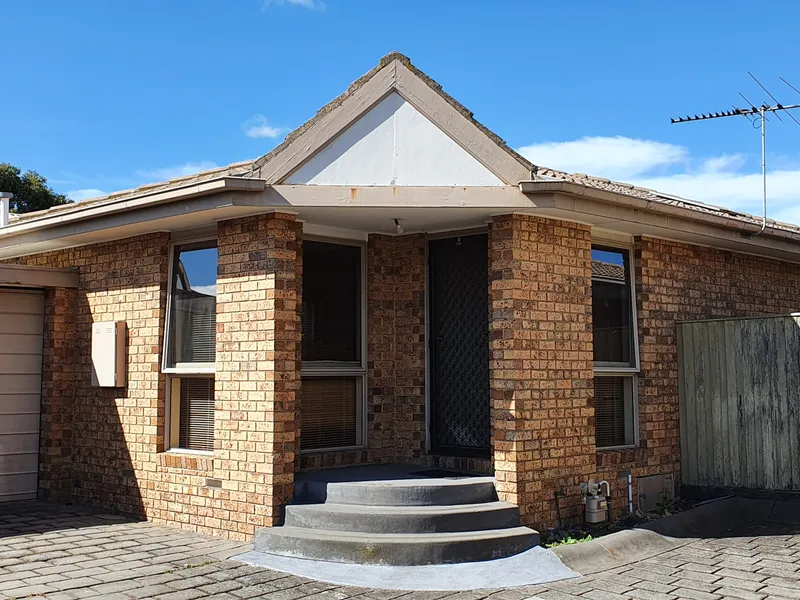 Single Level Unit In Oakleigh Central