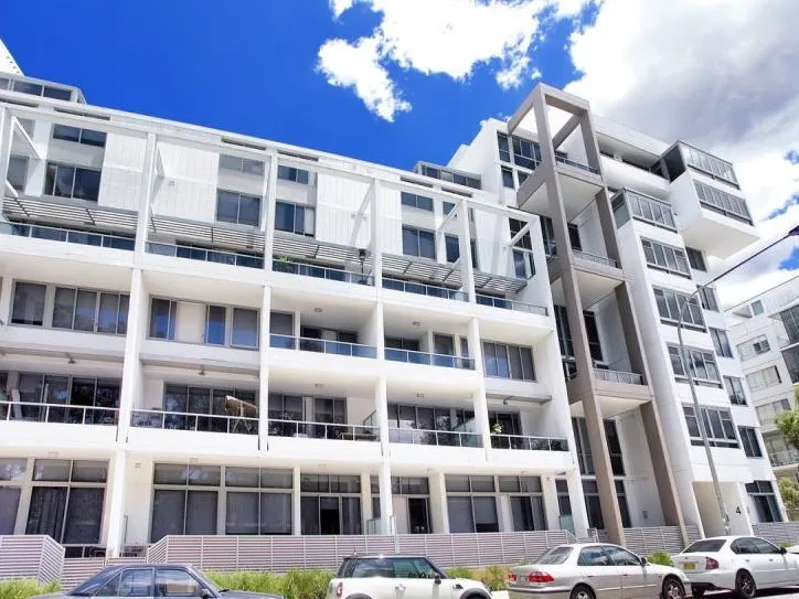 1 Bedroom Apartment For Rent!!