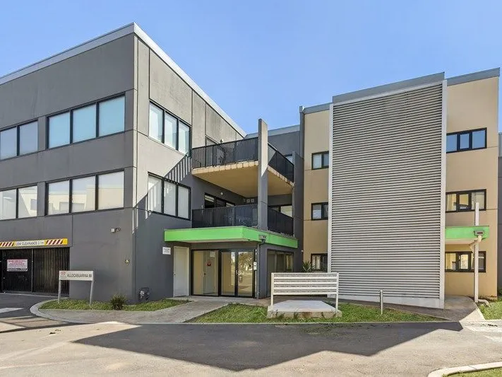 2 Bedroom Furnished Apartment!