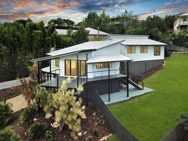 UNDER CONTRACT - CONTACT SCOTT EMSON
