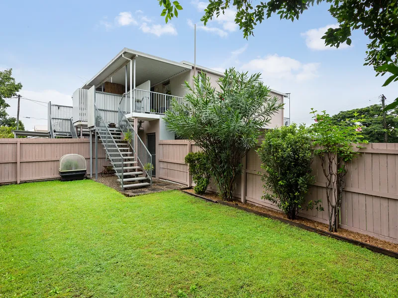 Peaceful, private and spacious apartment