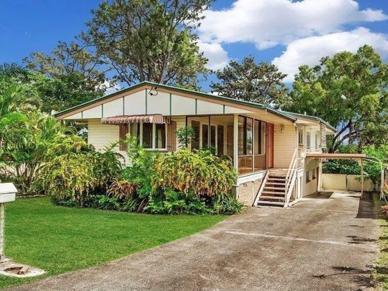 The Aussie Dream - Under Offer