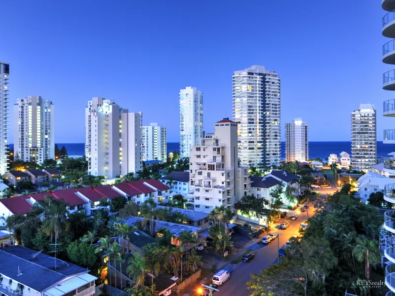 Bright Lights and Ocean Views! Main Beach's Most Wanted!