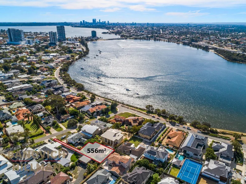 RIVERSIDE SINGLE LEVEL HOME ON 556SQM