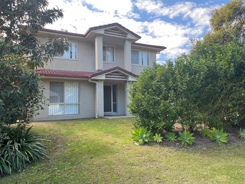 Fantastic Home in Leafy Pacific Pines