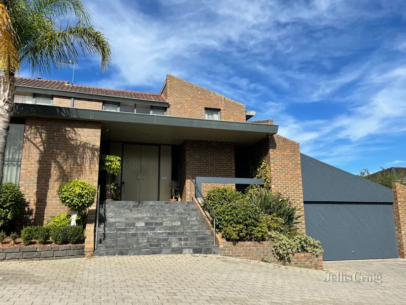 Esteemed address, dual family homes