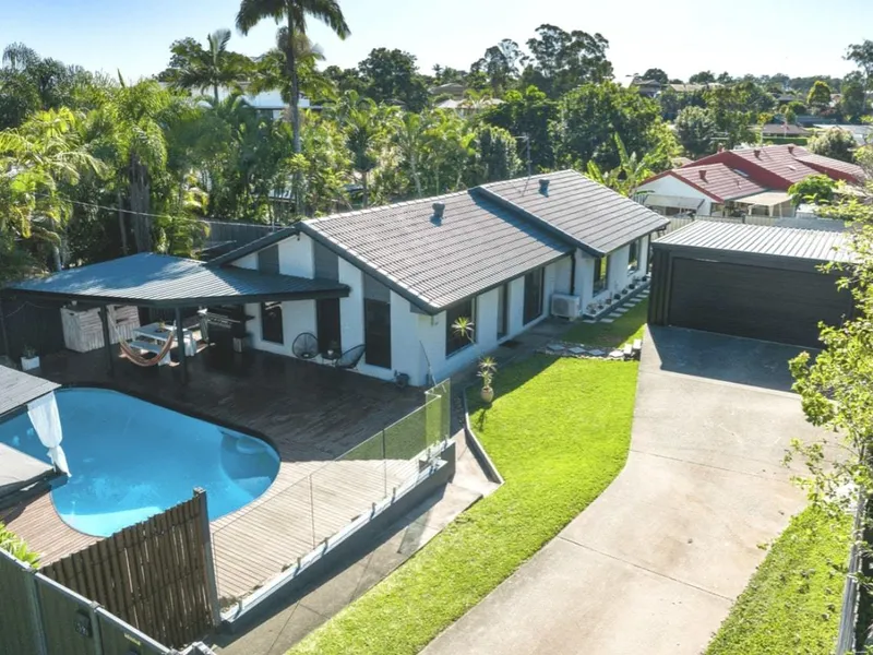 Modern Family Home in the Heart of the Gold Coast - Ashmore