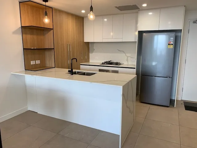 Furnished Spacious Modern 2 bedroom apartment with rooftop pool