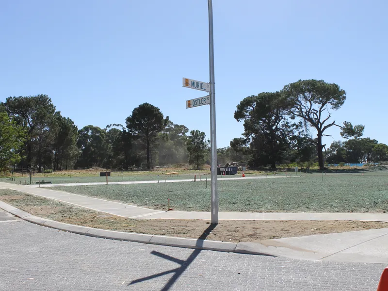Muriel Court Private Estate-3 SOLD 1 Under Contract, only a few lots left
