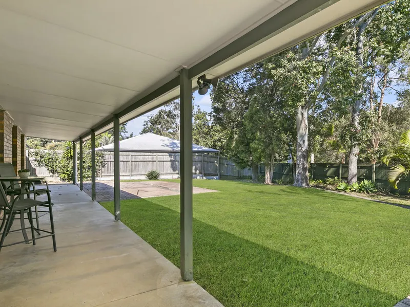 **Stunning Parkland Views on a Spacious 1128m² Block!**