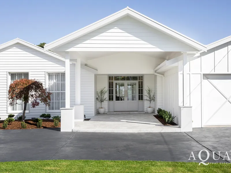 ~ Newly Completed Beachside Oasis in Steps to the Village ~
