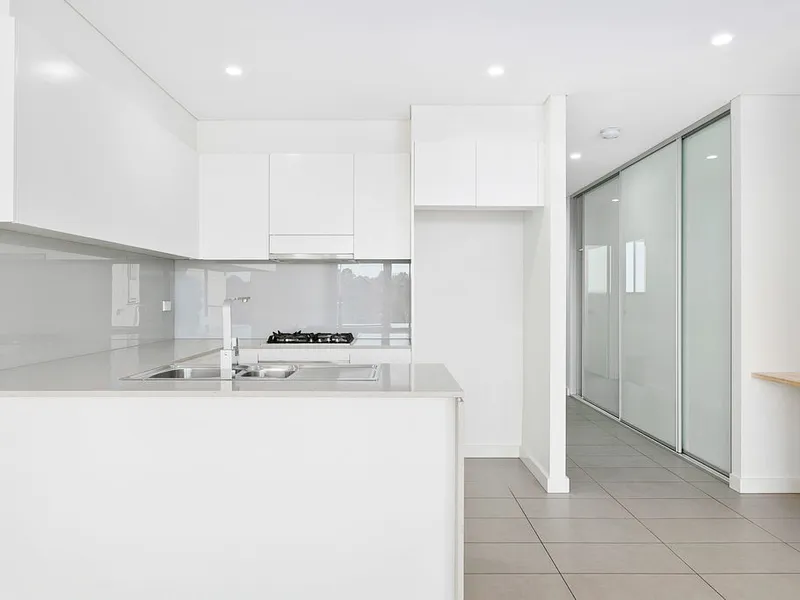 MODERN TWO BEDROOM APARTMENT